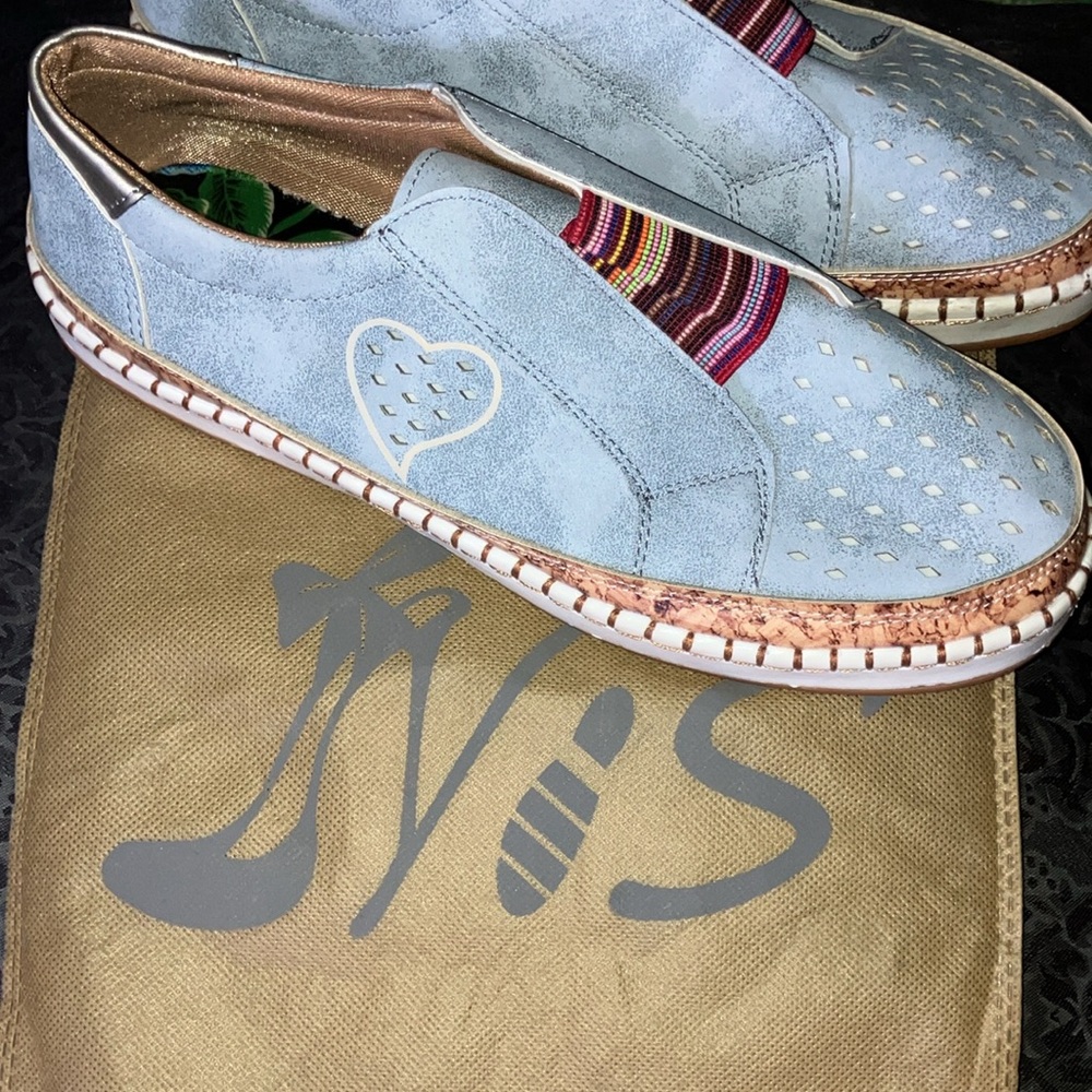 NWOT shoes; buy any item get one free equal or lesser value😉